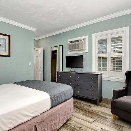 Shoreline Suites & Cabana Cottages - Beachfront Daytona Beach Zewnętrze zdjęcie