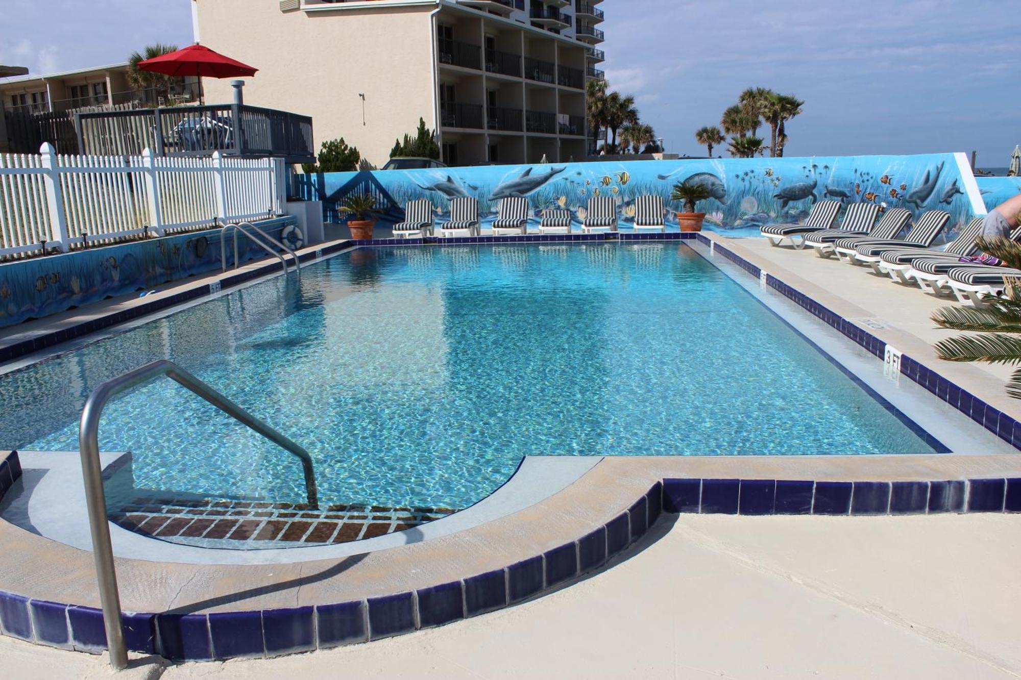 Shoreline Suites & Cabana Cottages - Beachfront Daytona Beach Zewnętrze zdjęcie