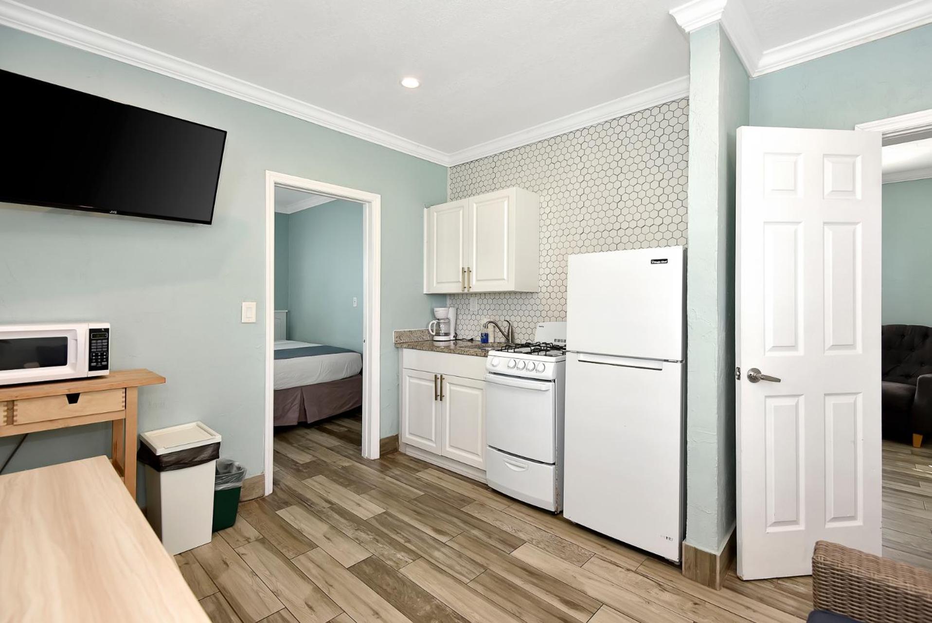 Shoreline Suites & Cabana Cottages - Beachfront Daytona Beach Zewnętrze zdjęcie