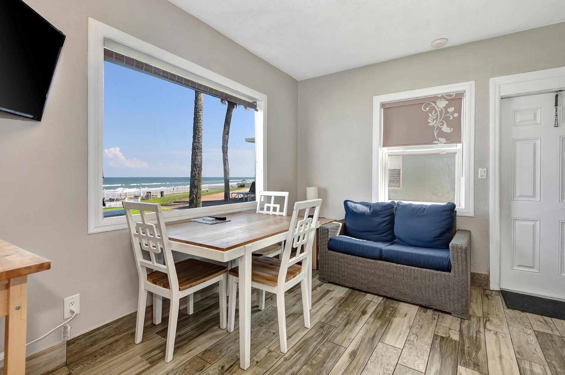 Shoreline Suites & Cabana Cottages - Beachfront Daytona Beach Zewnętrze zdjęcie