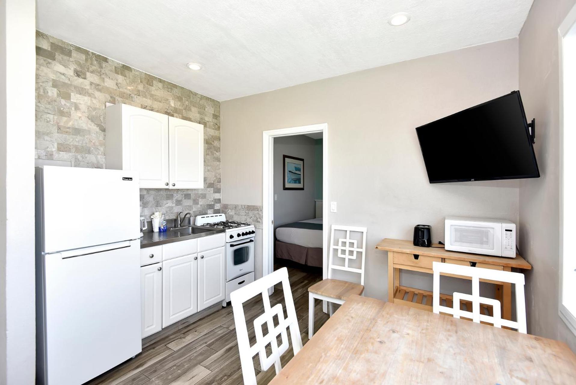 Shoreline Suites & Cabana Cottages - Beachfront Daytona Beach Zewnętrze zdjęcie