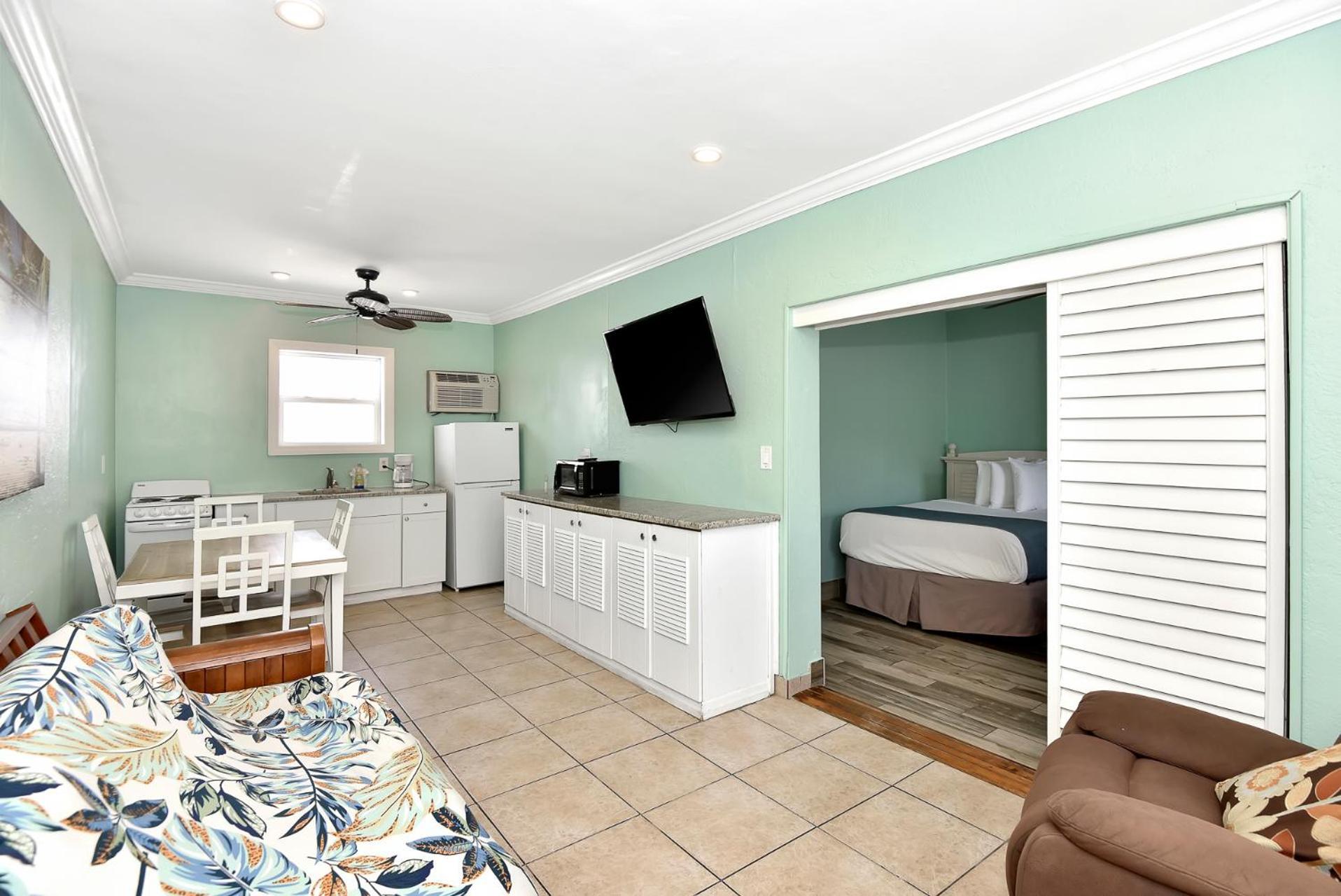 Shoreline Suites & Cabana Cottages - Beachfront Daytona Beach Zewnętrze zdjęcie